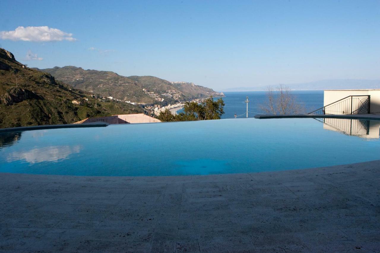 Taormina Seaview Apartment - Taormina Holidays Екстер'єр фото