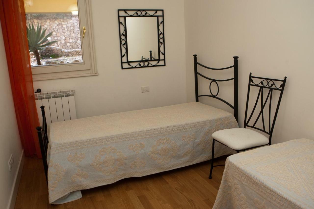 Taormina Seaview Apartment - Taormina Holidays Екстер'єр фото
